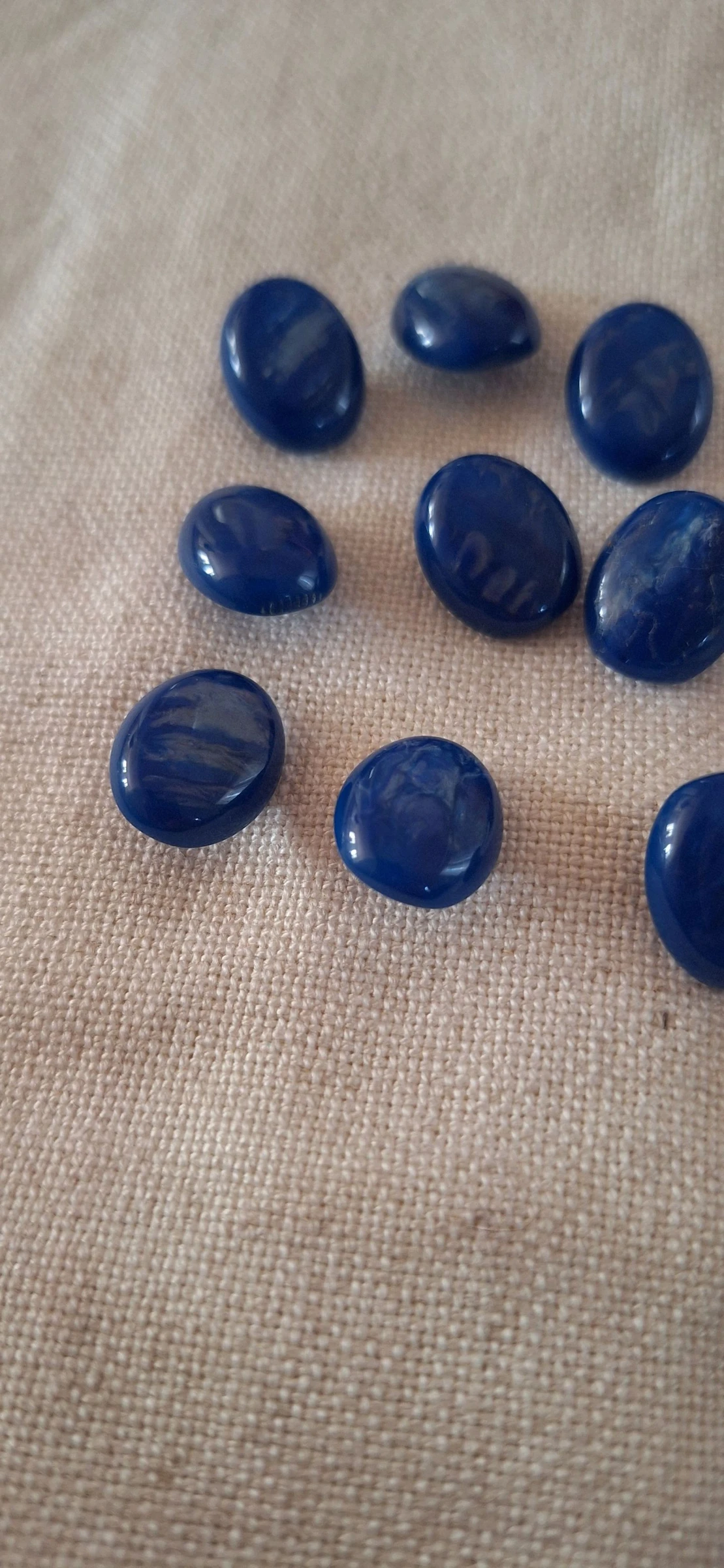 10 botões 18 mm para costurar em resina azul royal – photo 3